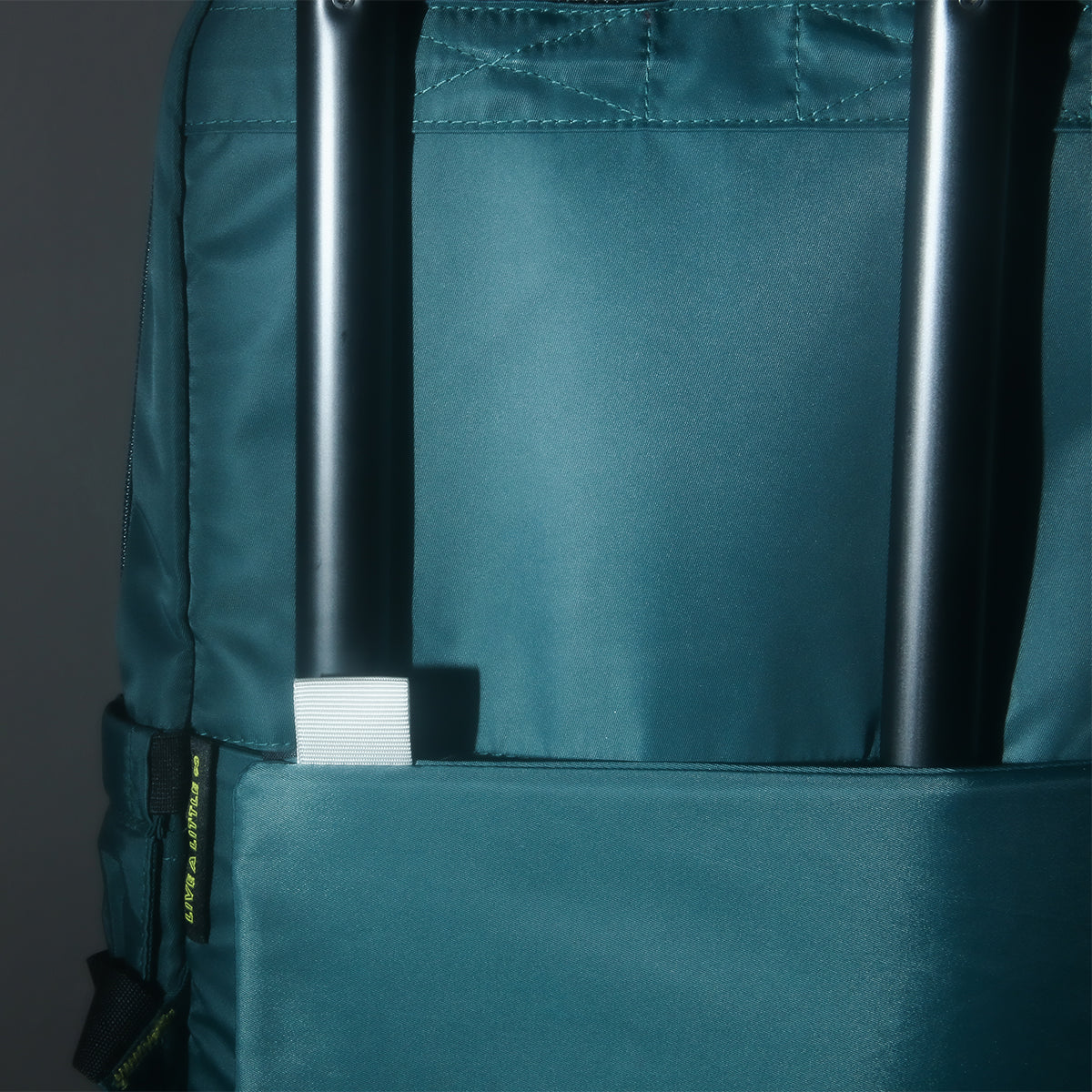 Monstera BePack 13" Mystery Black